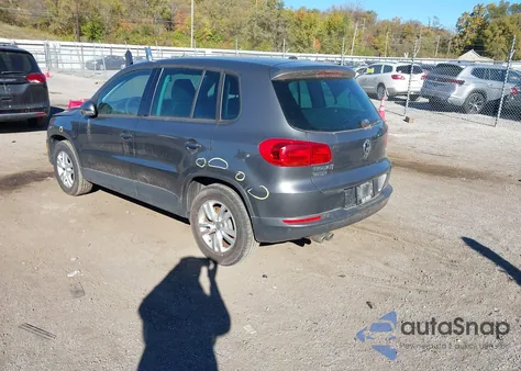 2012 Volkswagen Tiguan S z USA, uszkodzony, nr VIN WVGAV7AXXCW098459